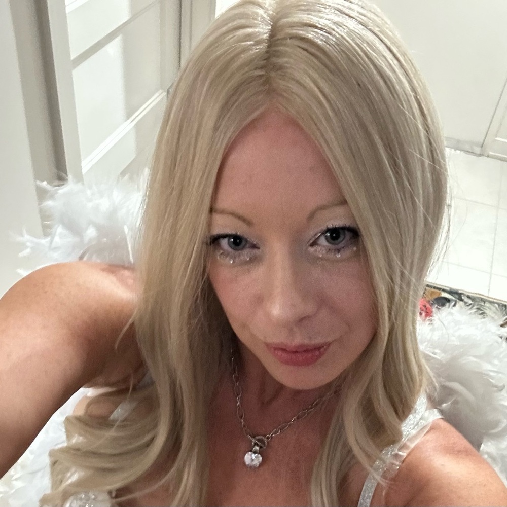 High end synthetic wig